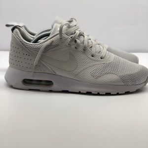 Nike Air Max Tavas Trainers